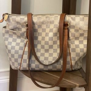 Louis Vuitton Handbag